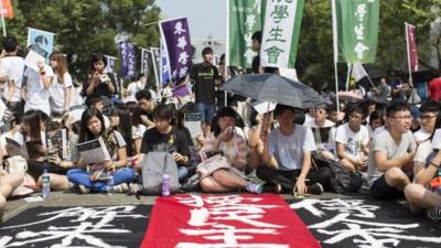 Students protest in Hong Kong