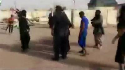 Islamic State video shows Iraqi Sunnis rounded up