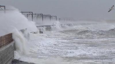 Waves at Ardrossan