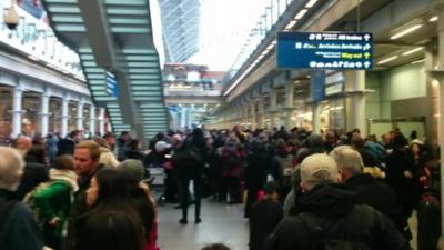 Queues at St Pancras