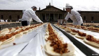 Guadalajara chefs create tacos