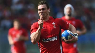 Six Nations 2015: George North leads Wales' seven-try second half spree