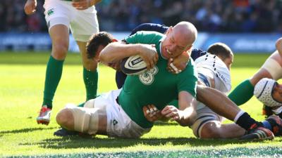 Paul O'Connell crosses the line for Ireland against Scotland at Murrayfield