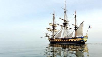 replica frigate Hermione