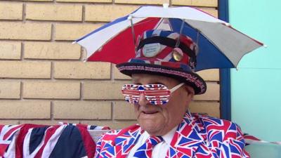 Man 'camped out' ahead of royal baby birth