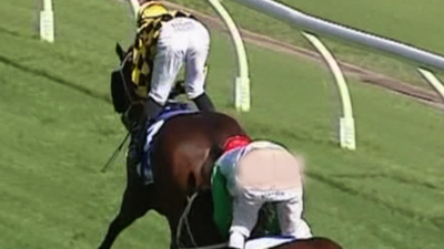 Jockey loses his trousers