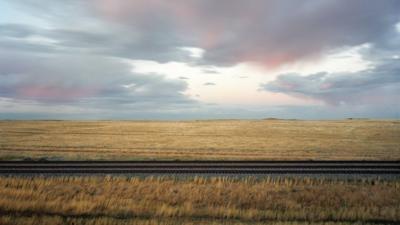 Picture of railroad tracks