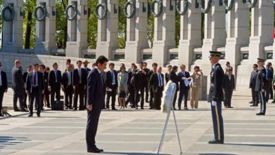 Shinzo Abe at the National World War II Memorial in Washington