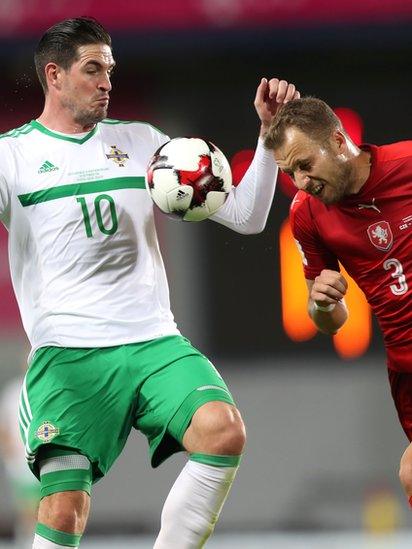 Northern Ireland's Kyle Lafferty tussles with Michal Kadlec of the Czech Republic