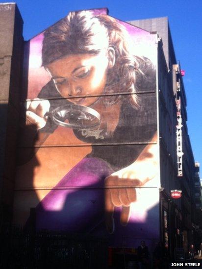 John Steele's photo shows a woman painted on the side of a building in the Argyle Street area of Glasgow