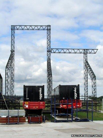 Beginning of the main stage construction