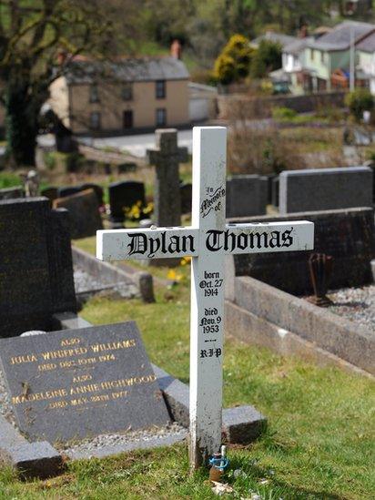 Dylan Thomas' grave