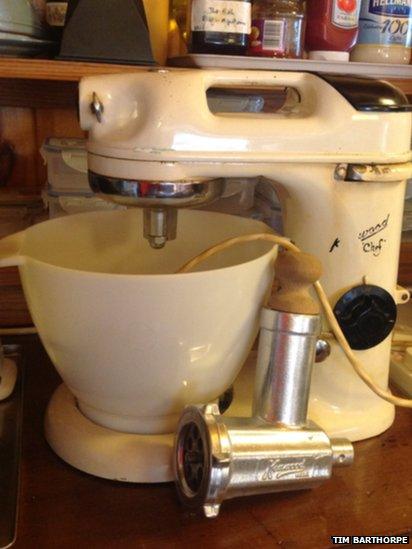 Model 700D Kenwood Chef