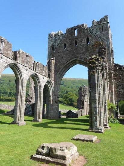 Llanthony Priory