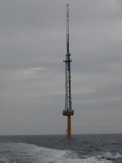 Meteorological mast in Outer Moray Firth