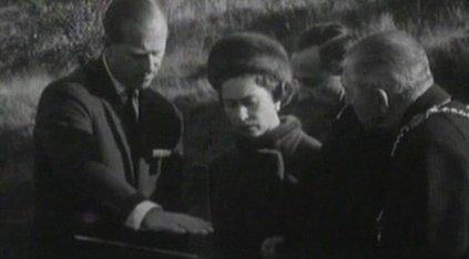 The Queen and the Duke of Edinburgh visited Aberfan in 1966 shortly after the disaster