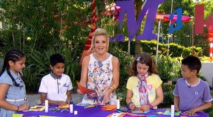 Helen Skelton making things with children