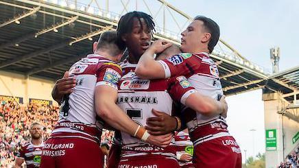 Rugby League - Betfred Super League Semi Final - Wigan Warriors v Leigh Leopards - The Brick Community Stadium, Wigan, England - Wigan celebrate Liam Marshall's try against Leigh.