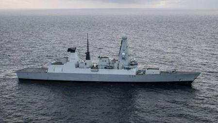 HMS Diamond on the Channel