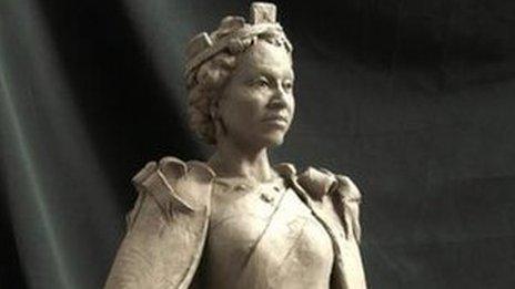 Prototype statue of Queen Elizabeth II