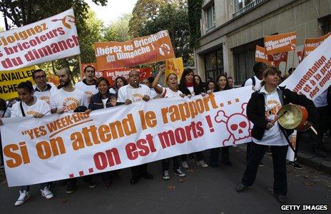 Protestors marching in favour of Sunday trading