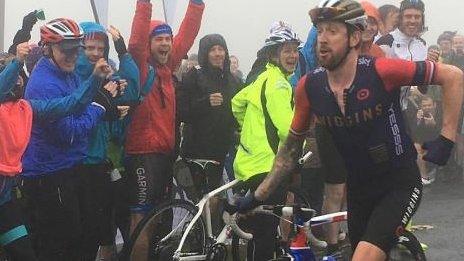 Sir Bradley Wiggins running up The Struggle