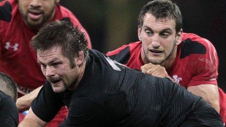 Richie McCaw and Sam Warburton