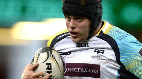 Ospreys prop Nicky Smith