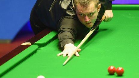 Mark Allen missed out on a last-16 meeting with fellow NI player Joe Swail