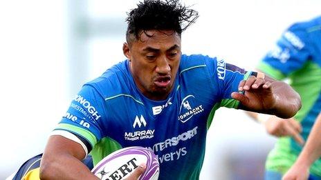 Bundee Aki in action for Connacht against Worcester