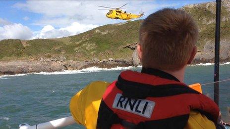 RNLI rescue team