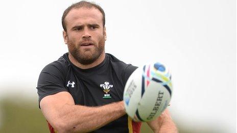 Wales centre Jamie Roberts