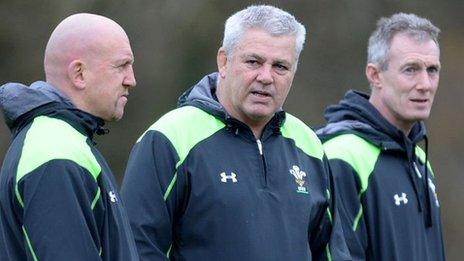 Shaun Edwards, Warren Gatland and Rob Howley during a Wales coaching session