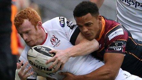 Ashton Hewitt tackles Peter Nelson