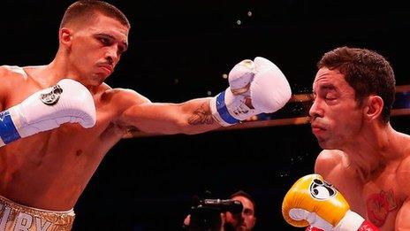 Lee Selby takes on Fernando Montiel