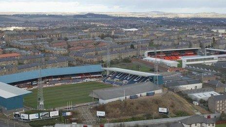 Dundee and Dundee United were set to merge in 1999, according to Roger Mitchell