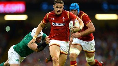 Wales wing Hallam Amos
