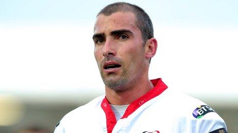 Ruan Pienaar will make his 100th Ulster appearance against Leinster