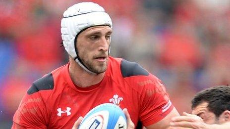 Luke Charteris