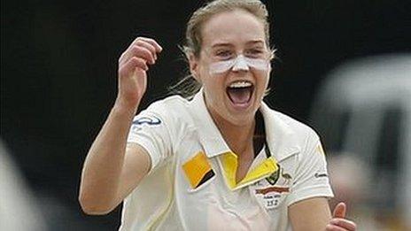 Ellyse Perry celebrates