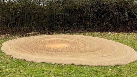 The large foam pool appeared on Sunday as consequence of a leaking borehole