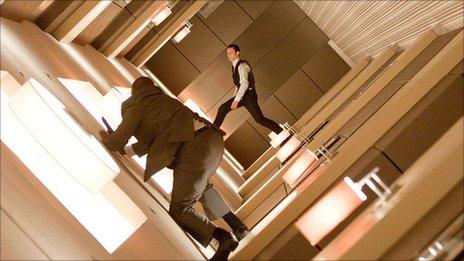 Rotating corridor scene from Inception