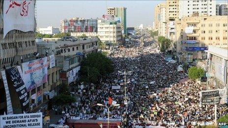 Thousands protest in Karachi over the US detention of Dr Aafia Siddiqui