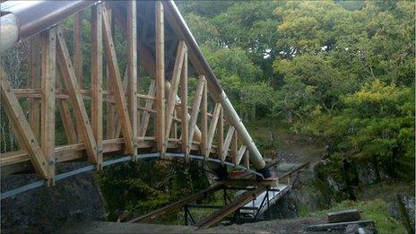 Bracklinn Falls bridge