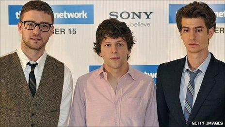 Justin Timberlake, Jesse Eisenberg and (r) Andrew Garfield