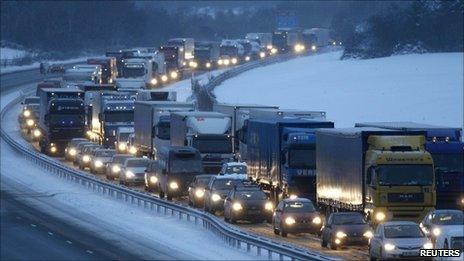 Traffic on the M25 in Kent