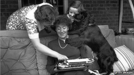 Enid Blyton with her daughters Gillian (left) and Imogen