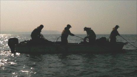 Shin Futsu fishermen at work