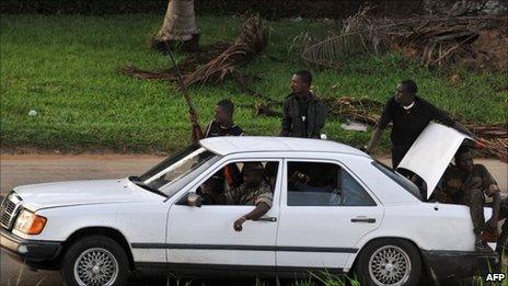 Millitamen loyal to Alassane Ouattara in Abidjan, 1 April