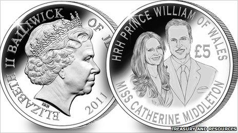 Commemorative £5 coin